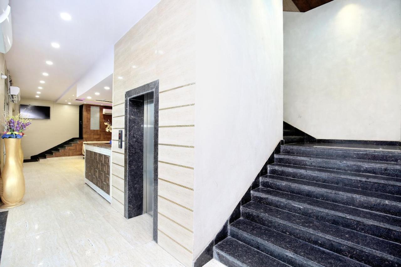 Hotel Grand M Lajjo Λουντιάνα Εξωτερικό φωτογραφία