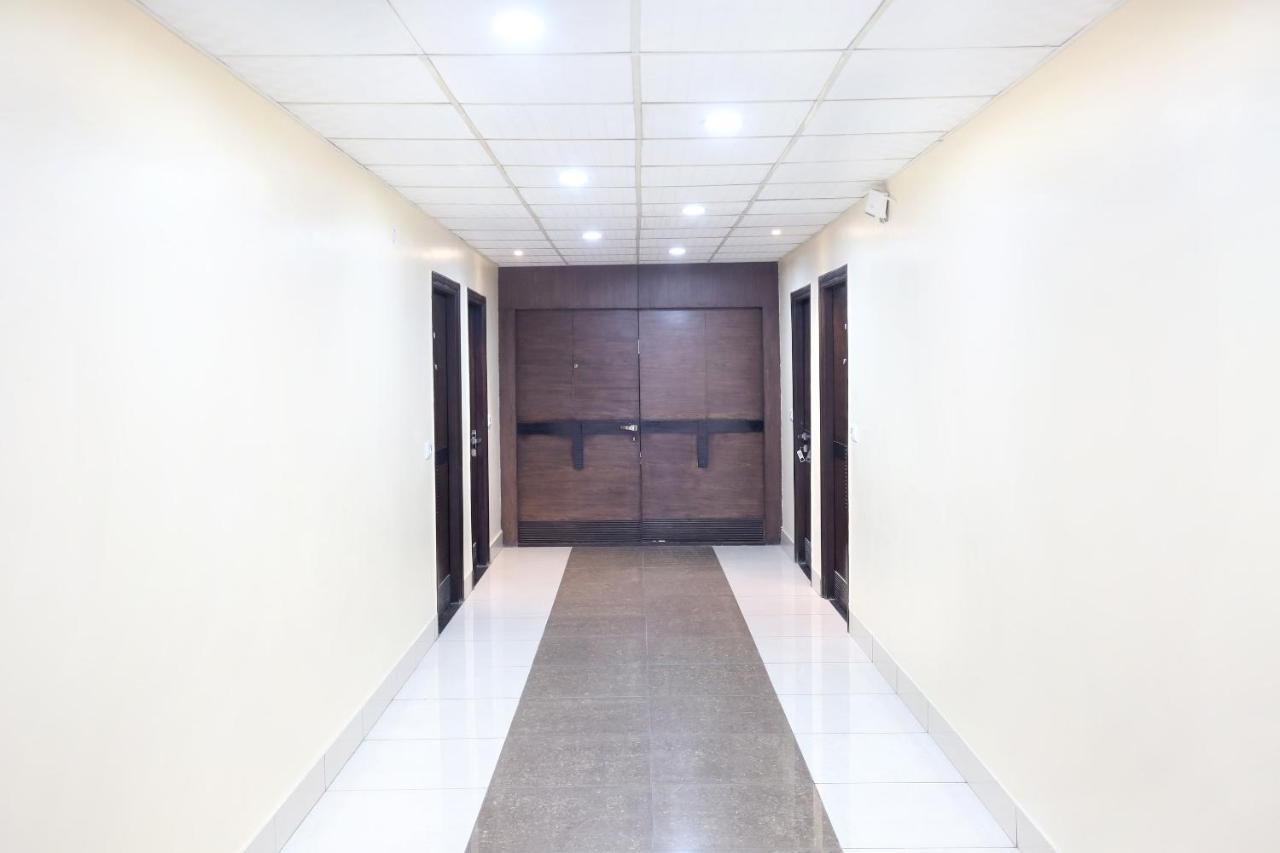 Hotel Grand M Lajjo Λουντιάνα Εξωτερικό φωτογραφία