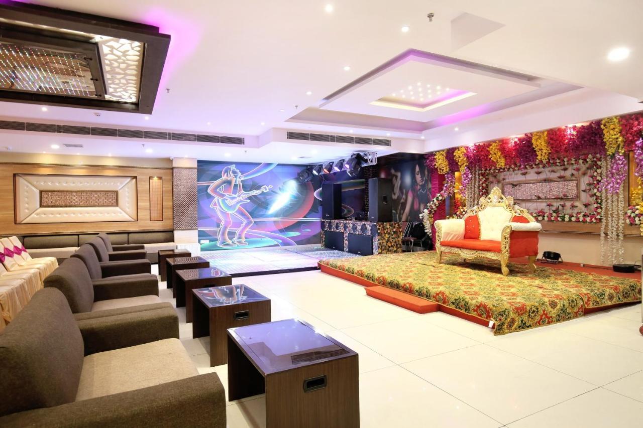 Hotel Grand M Lajjo Λουντιάνα Εξωτερικό φωτογραφία
