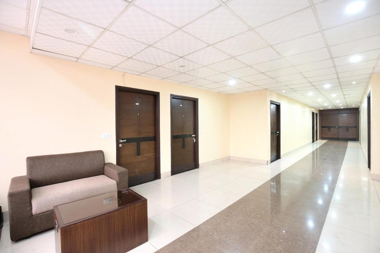 Hotel Grand M Lajjo Λουντιάνα Εξωτερικό φωτογραφία