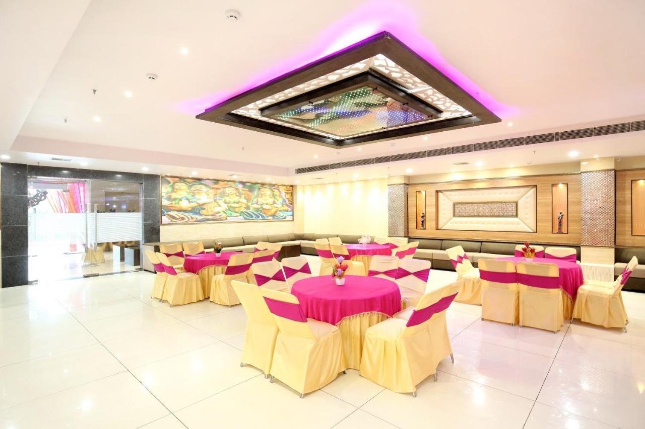 Hotel Grand M Lajjo Λουντιάνα Εξωτερικό φωτογραφία